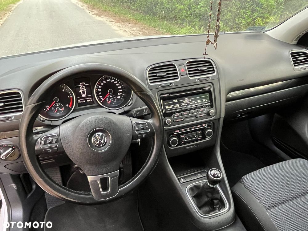 Volkswagen Golf 2.0 TDI Comfortline - 13