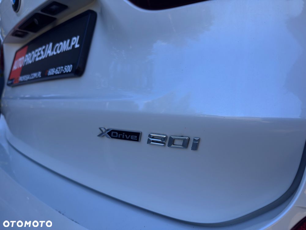 BMW X1 xDrive20i M Sport - 23