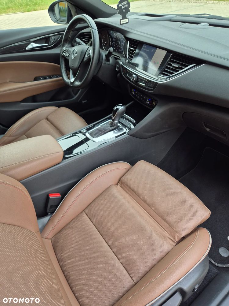 Opel Insignia - 26