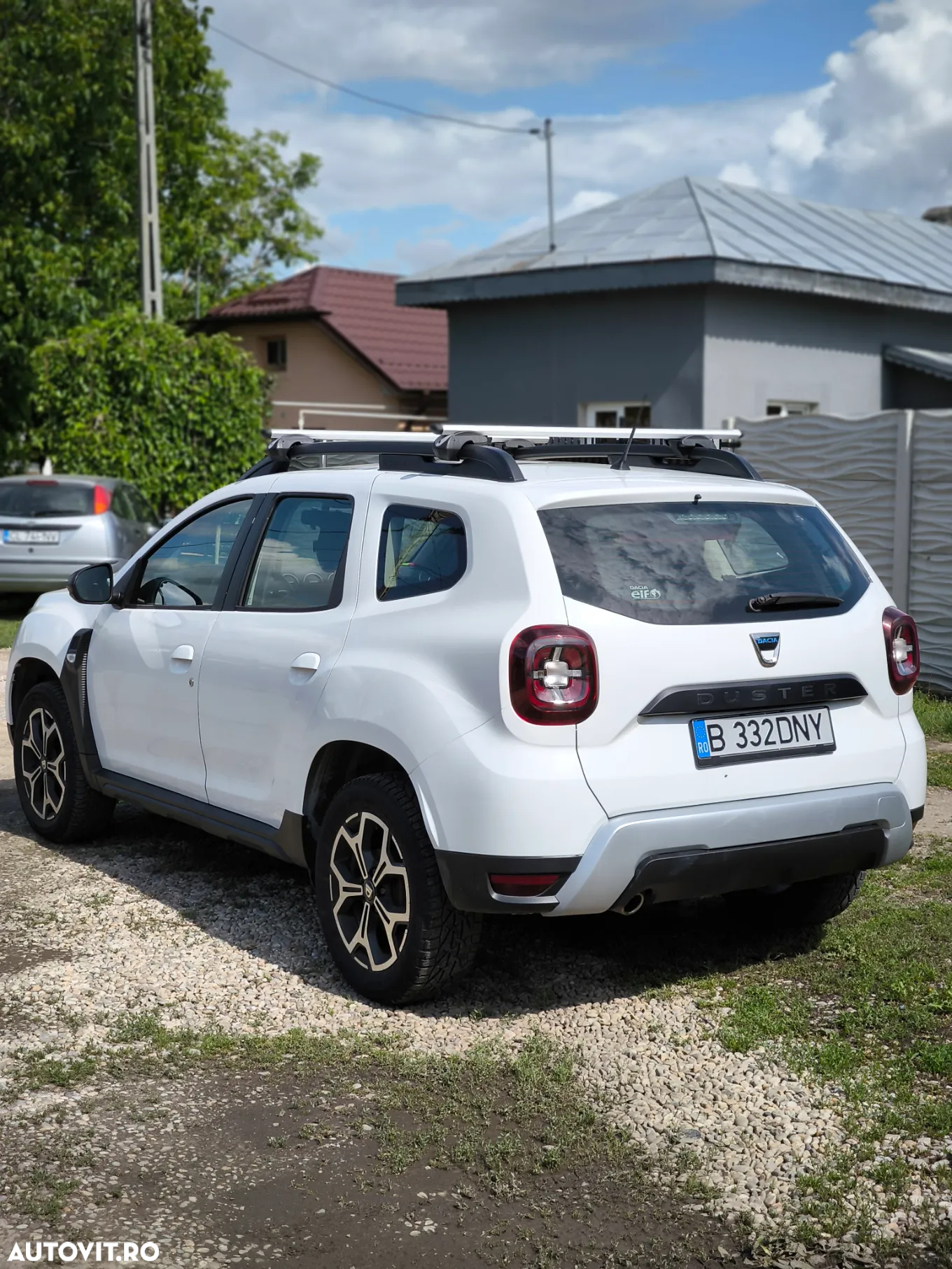 Dacia Duster 1.6 4x2 Laureate - 8