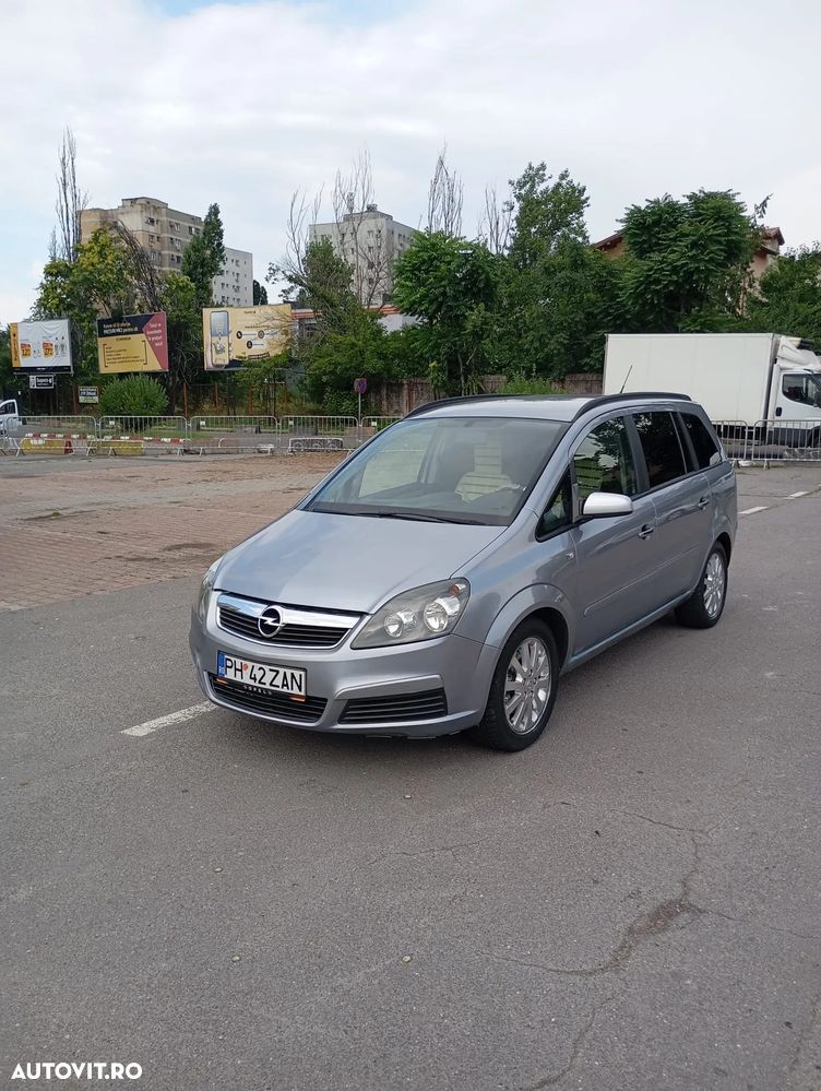 Opel Zafira 1.6i Club - 4