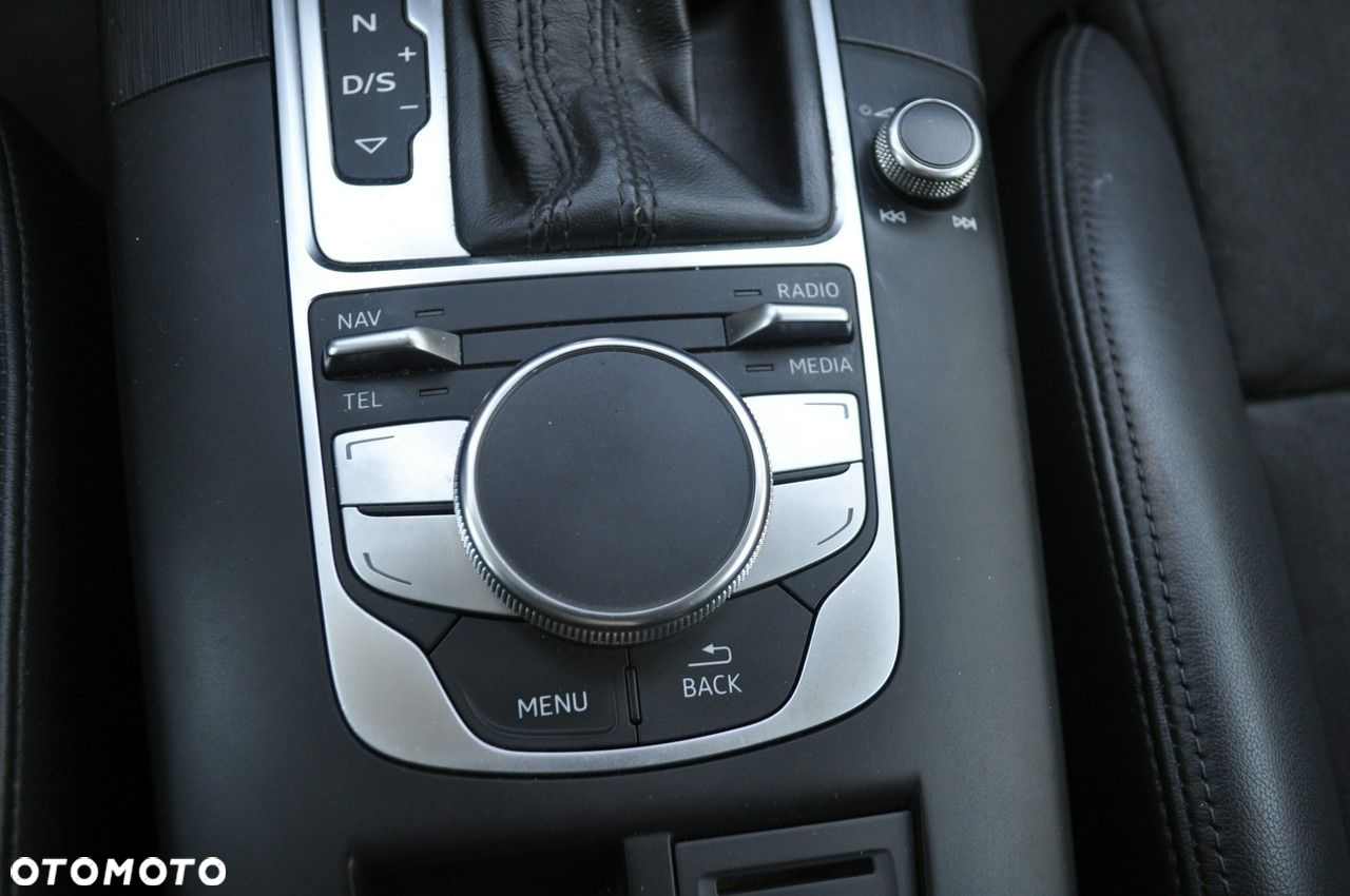 Audi A3 1.8 TFSI Ambiente S tronic - 17