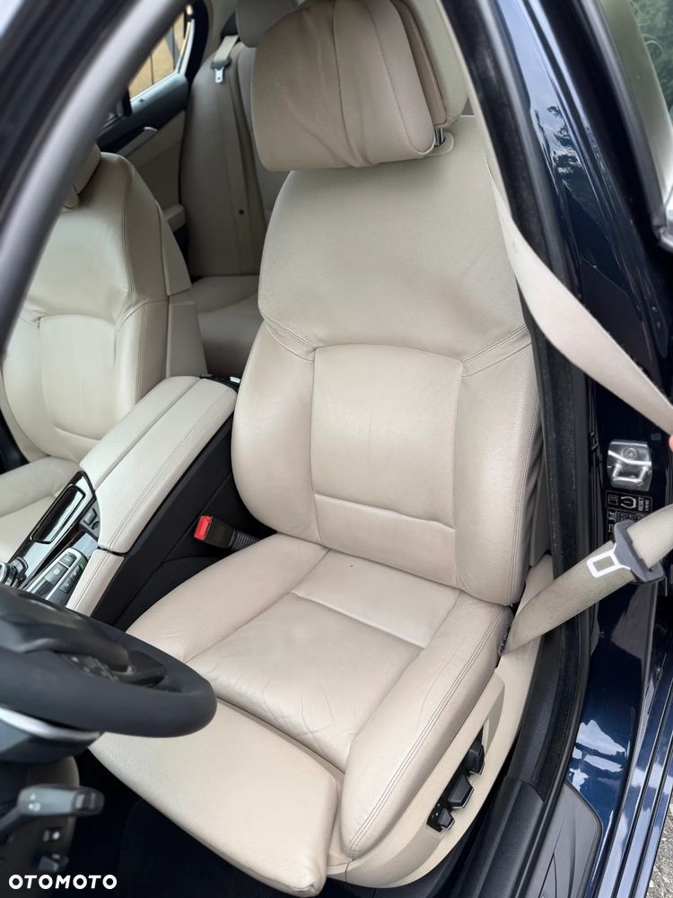 BMW Seria 5 530d - 23