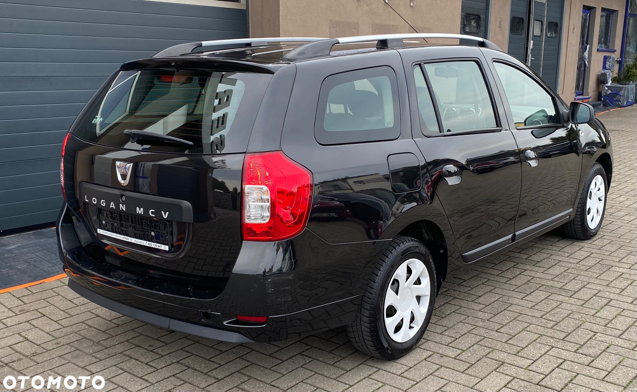 Dacia Logan MCV 1.2 16V Access - 9