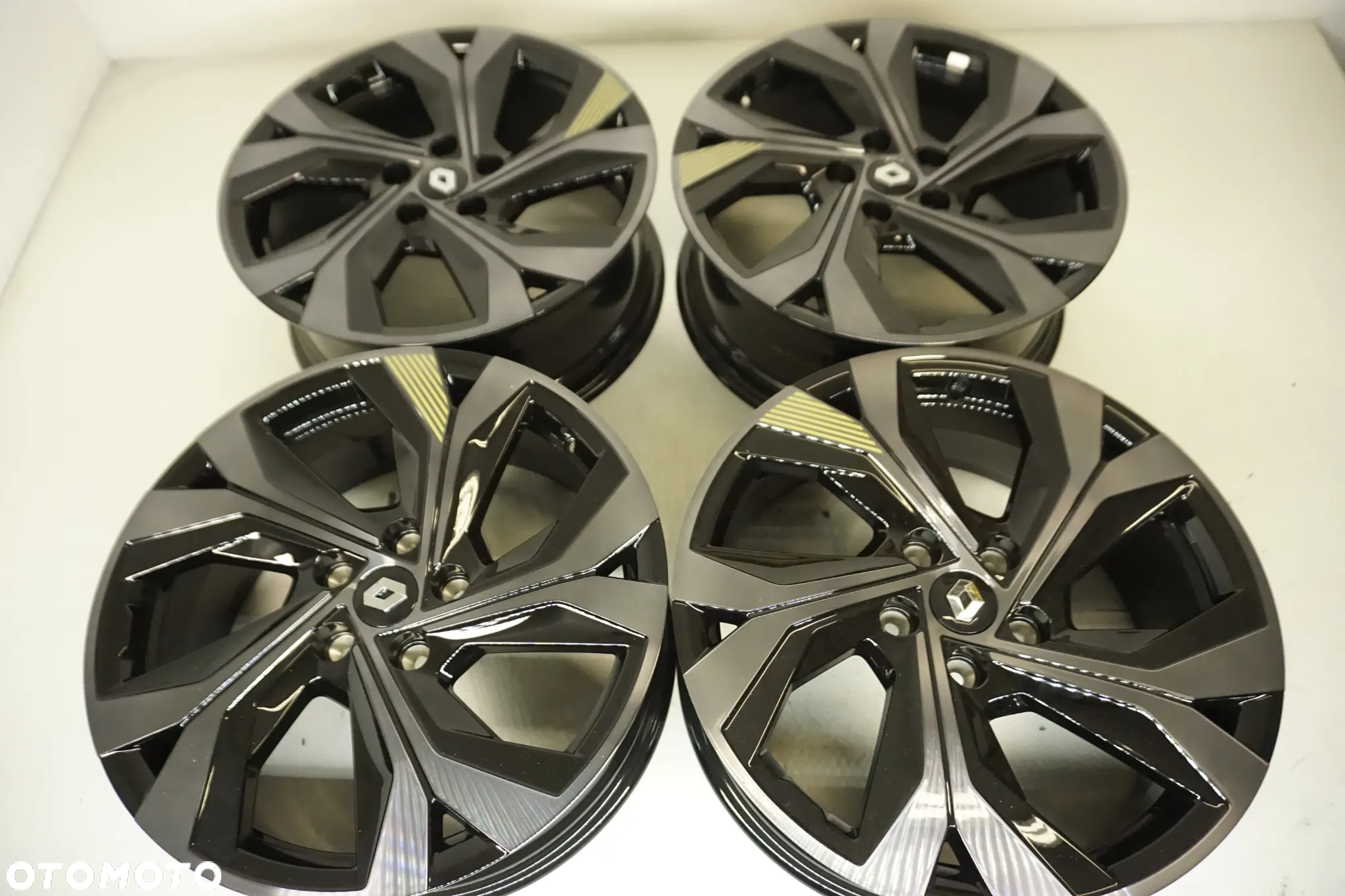 Felgi Aluminiowe  18 DACIA DUSTER BIGSTER RENAULT CAPTUR II ARCANA KADJAR KOLEOS LAGUNA III SCENIC MEGANE SYMBIOZ MITSUBISHI ASX ORYGINAŁ ET35 - 3