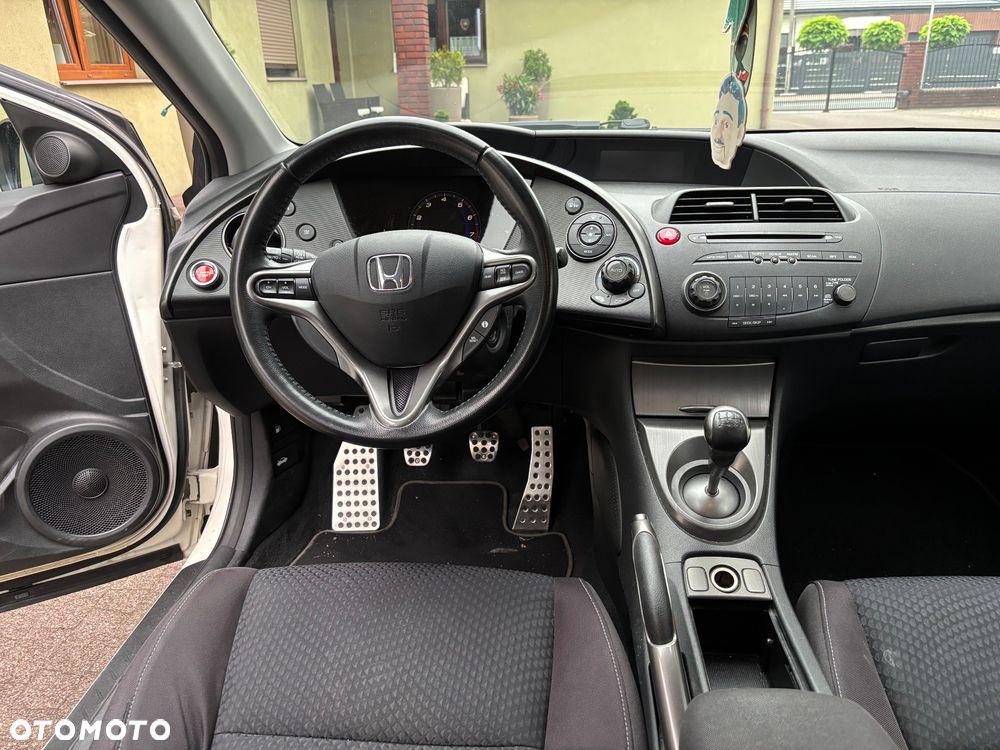 Honda Civic 1.8i-VTEC Sport - 12