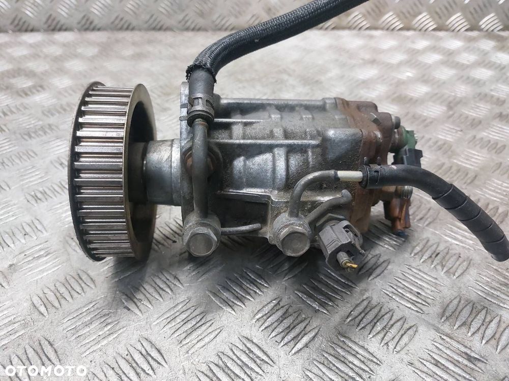 POMPA WTRYSKOWA TOYOTA COROLLA E12 2.0 D4D 22100-27010 - 2