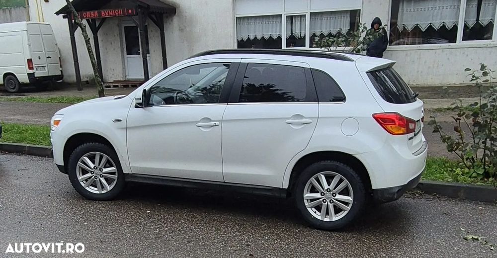 Mitsubishi ASX 2.2 DI-D 4WD Automatik Comfort Edition - 12