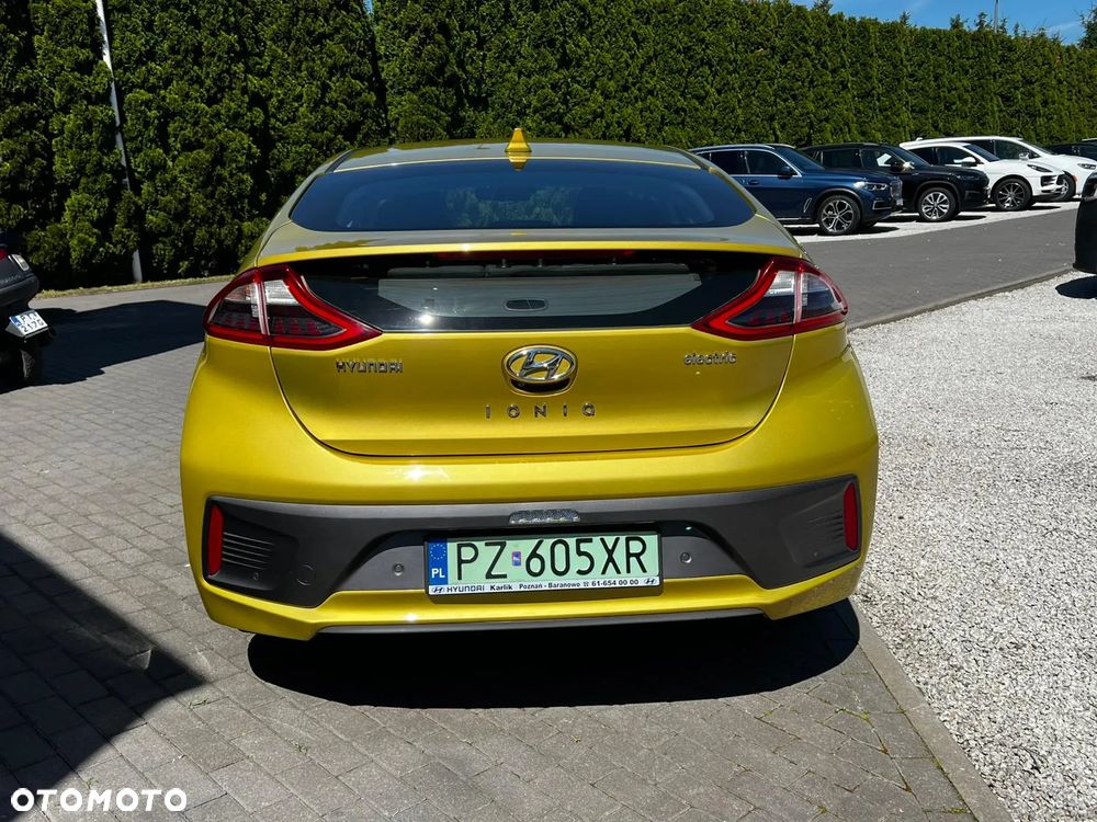 Hyundai IONIQ Style - 5