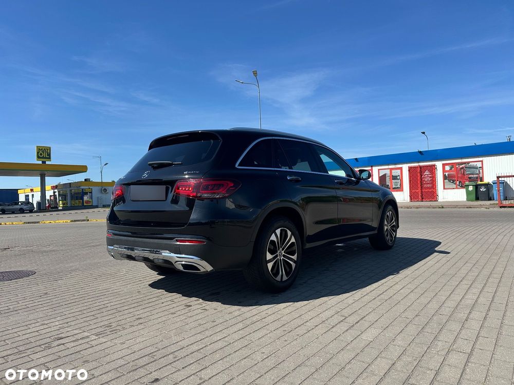 Mercedes-Benz GLC 300 d 4-Matic - 2