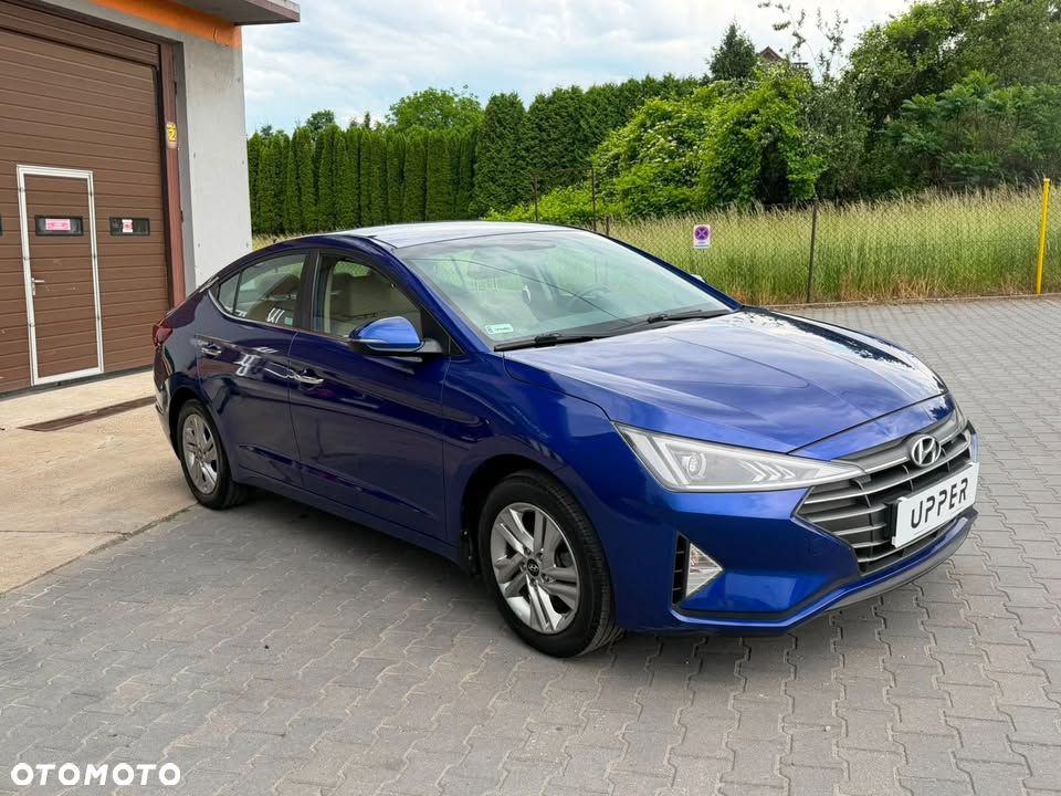 Hyundai Elantra 1.6 Comfort - 2