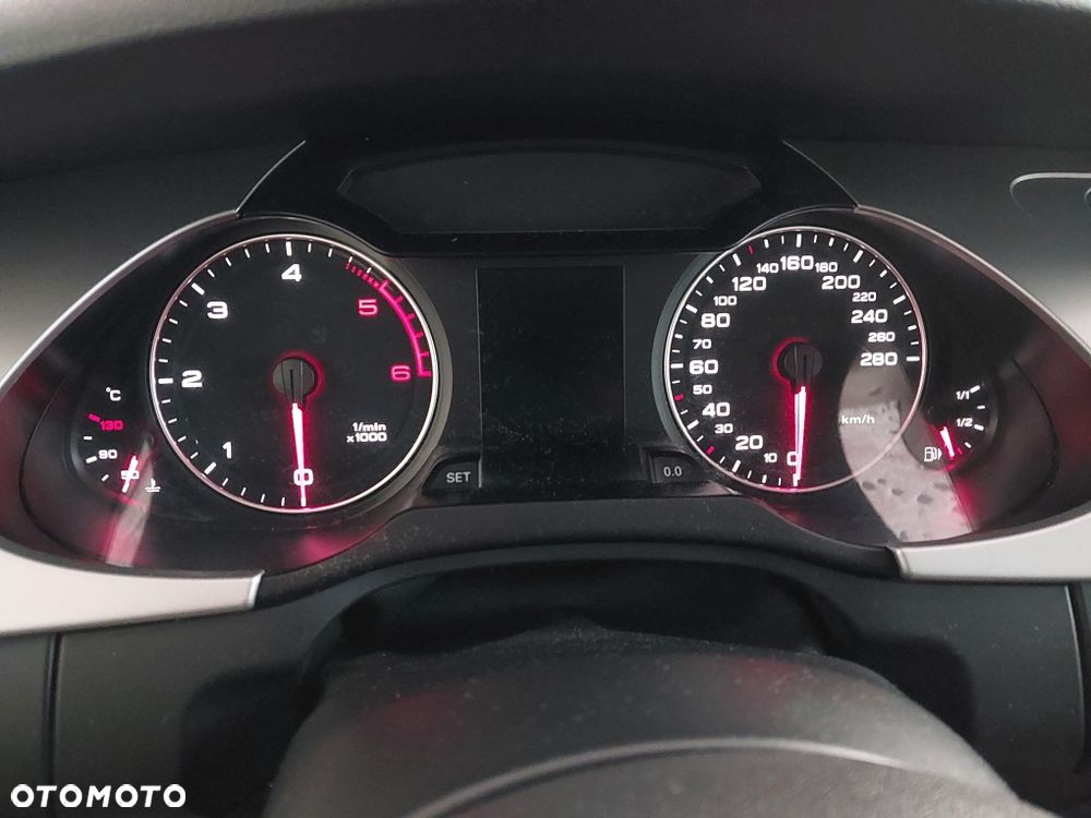 Audi A4 Avant - 6