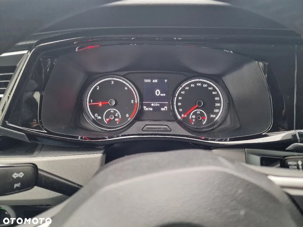 Volkswagen Caravelle 6.1 2.0 TDI L2 Comfortline DSG - 20