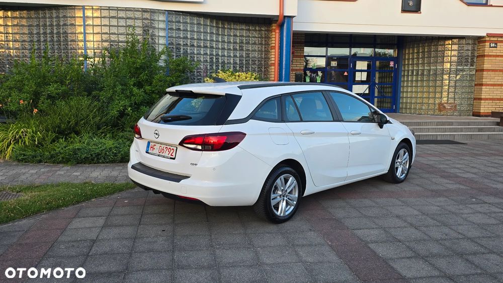Opel Astra - 38