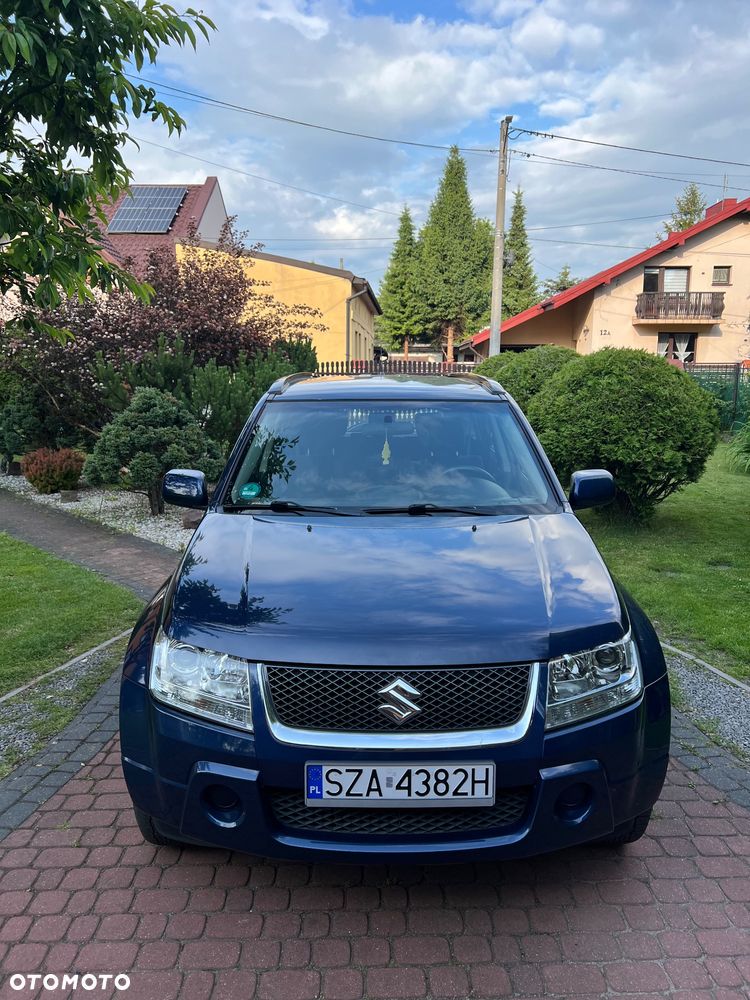 Suzuki Grand Vitara 2.0 - 3