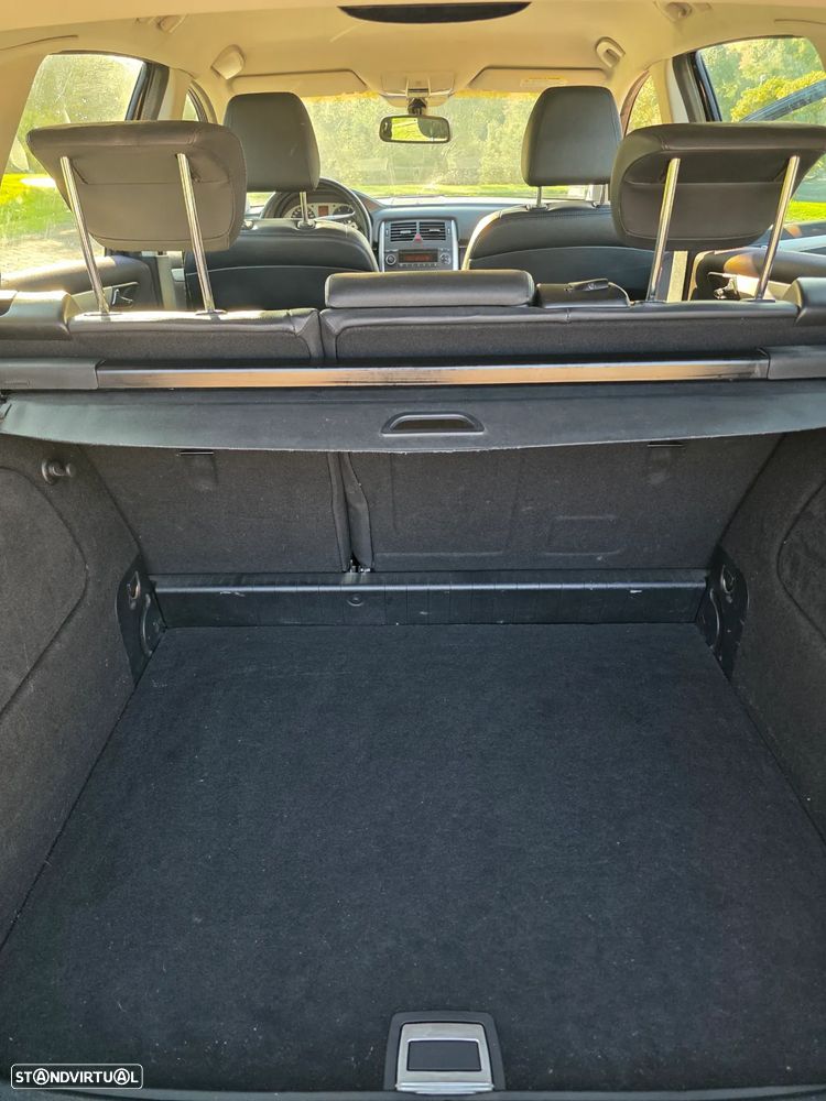 Mercedes-Benz B 200 CDi Autotronic - 38