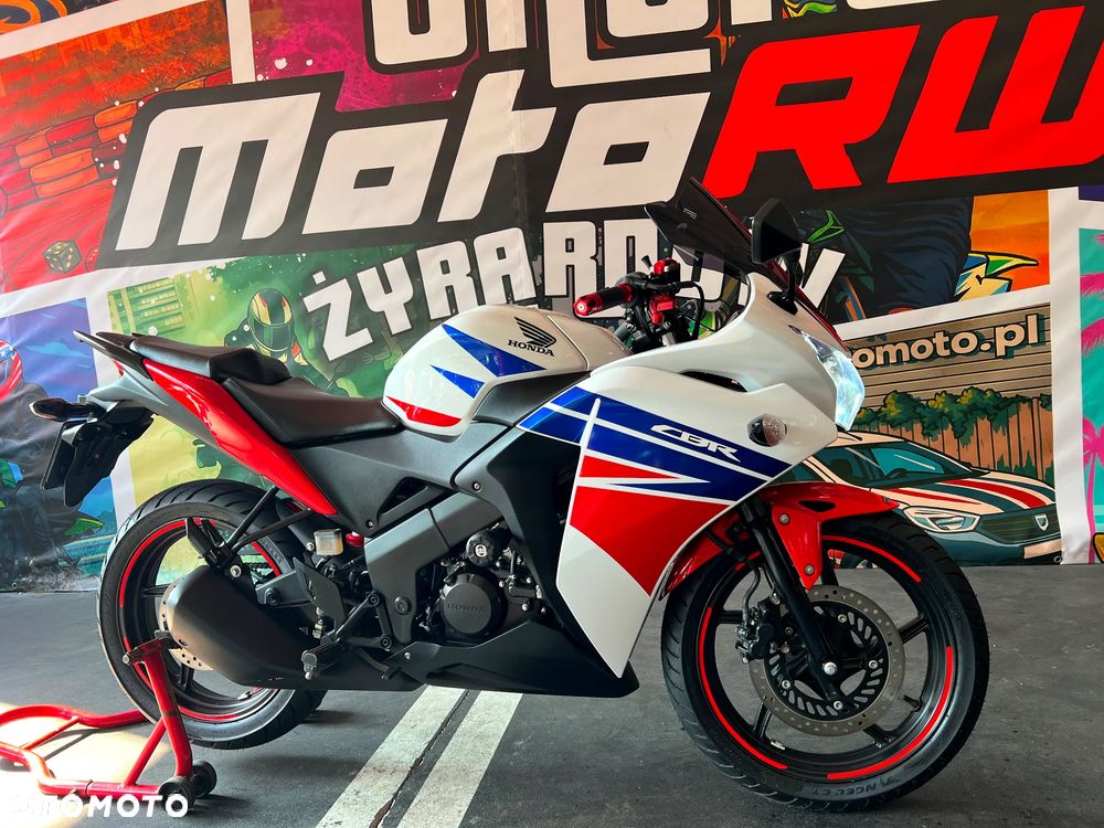 Honda CBR - 17
