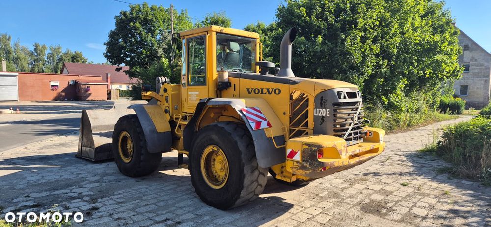 Volvo L 120 E - 3