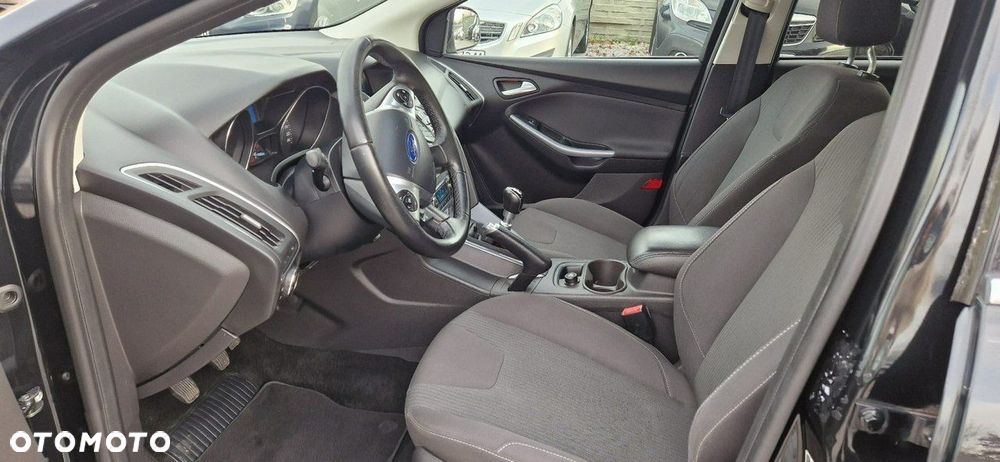 Ford Focus - 39