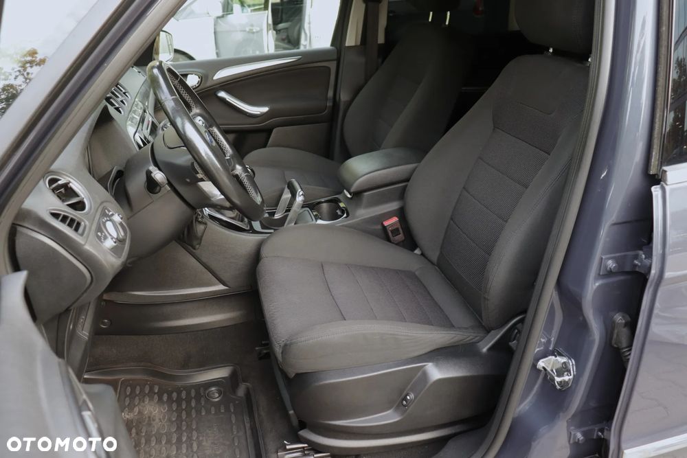 Ford Galaxy 2.0 TDCi Titanium - 19