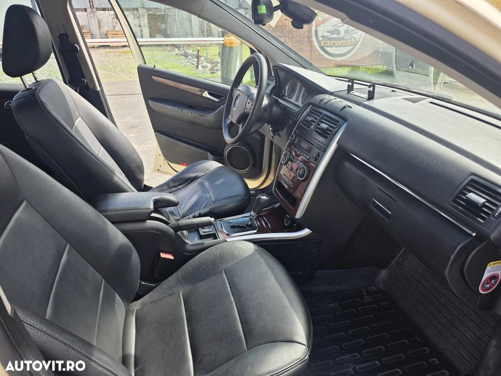 Mercedes-Benz B 180 - 26