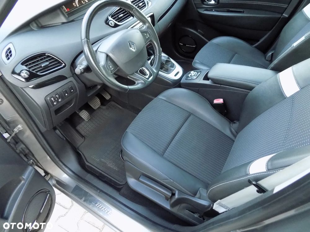 Renault Scenic 1.6 dCi Energy Bose - 9