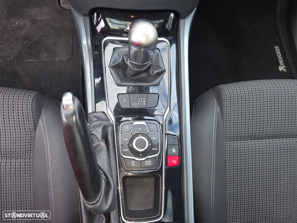 Peugeot 508 SW 1.6 e-HDi Allure 2-Tronic - 35