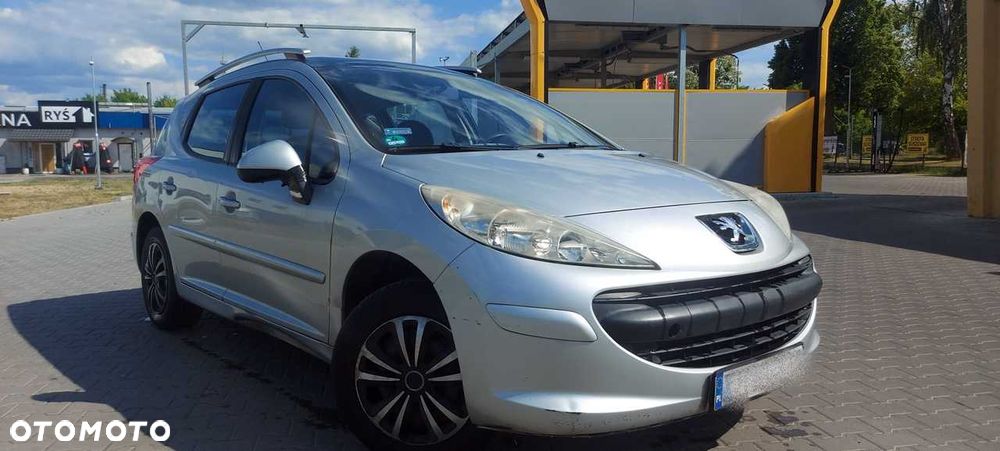 Peugeot 207 - 3
