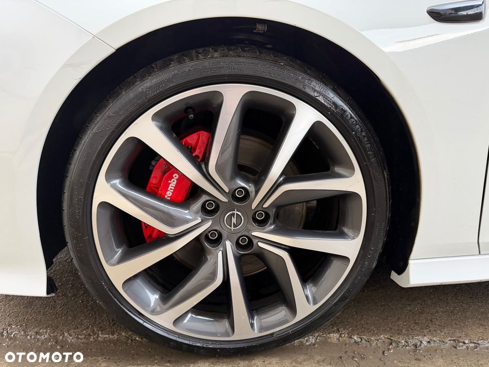 Opel Insignia 2.0 T 4x4 GSi S&S - 15