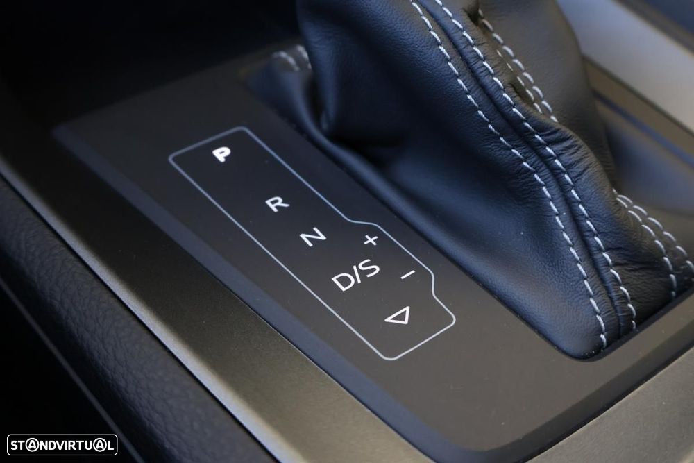 Audi Q3 45 TFSIe S line S tronic - 32