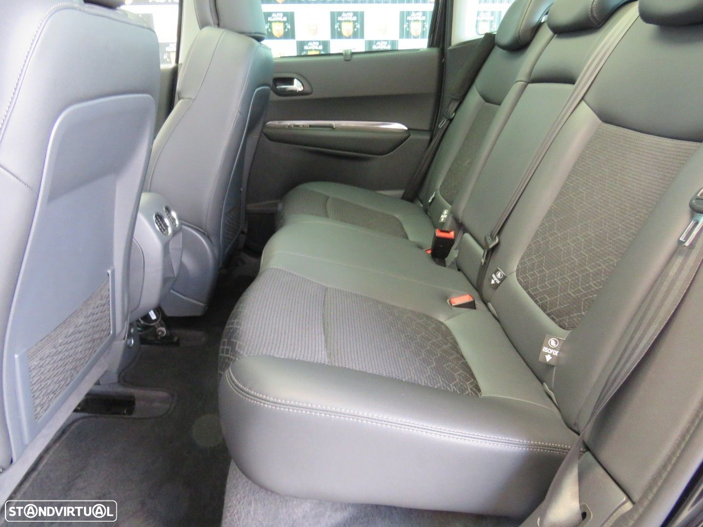 Peugeot 3008 1.6 BlueHDi Access - 26