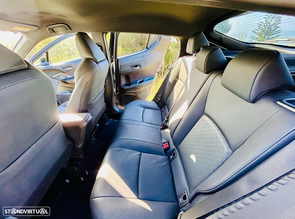Toyota C-HR 1.8 HSD Exclusive+P.Luxury - 6
