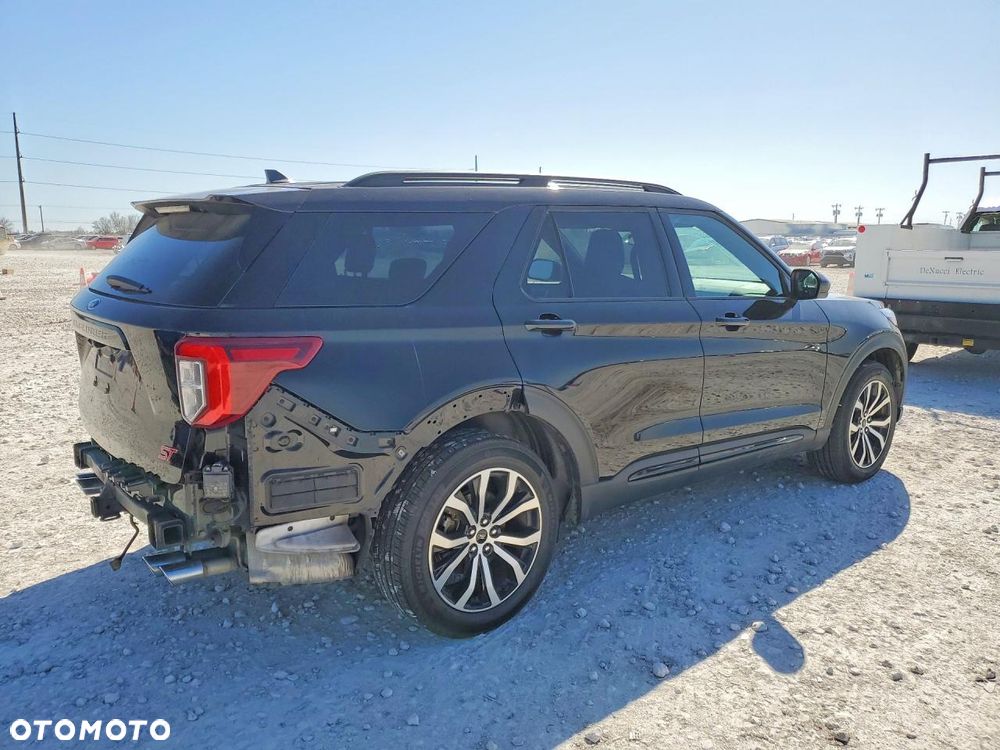 Ford Explorer EcoBoost Plug-in Hybrid ST-LINE - 6