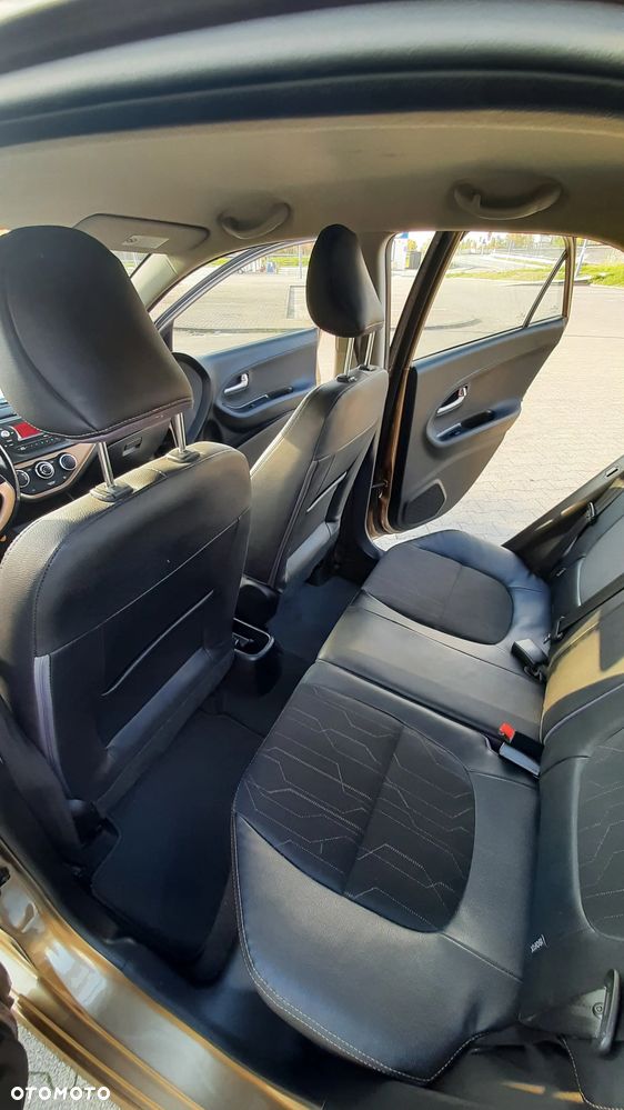 Kia Picanto 1.0 Fifa World Cup Edition - 25