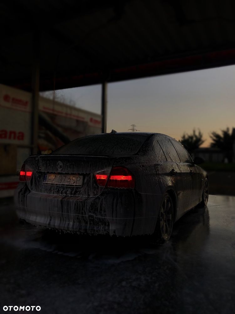 BMW Seria 3 320i - 7