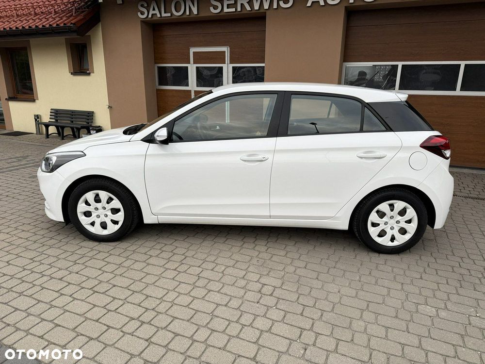 Hyundai i20 1.2 BlueDrive Classic + - 11