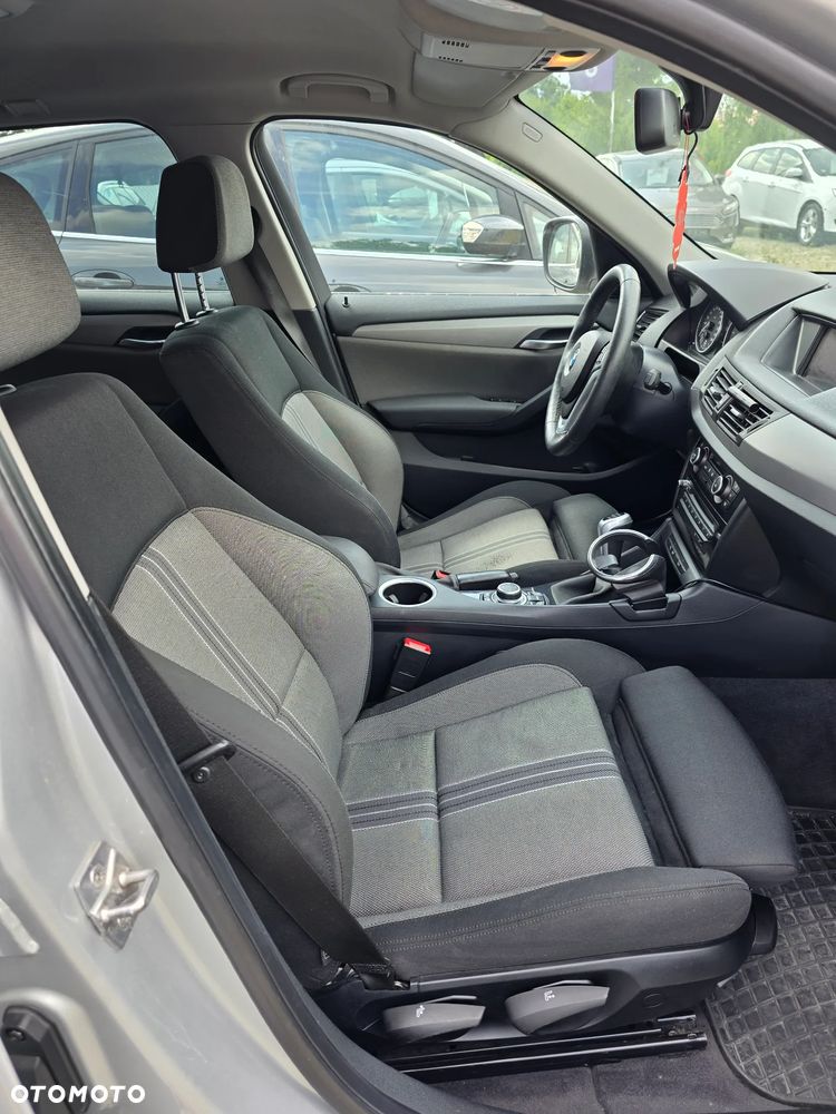 BMW X1 sDrive18d - 26