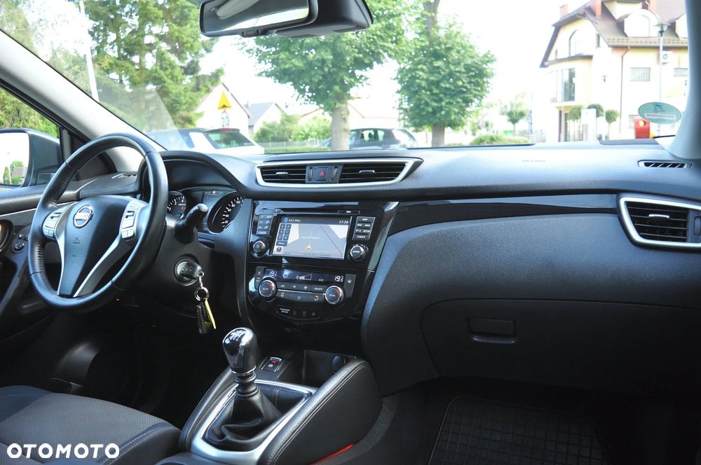 Nissan Qashqai 1.6 DIG-T Visia - 25