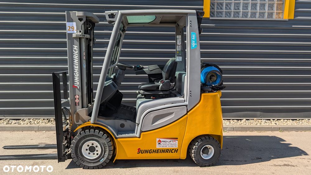Jungheinrich TFG320s - 2