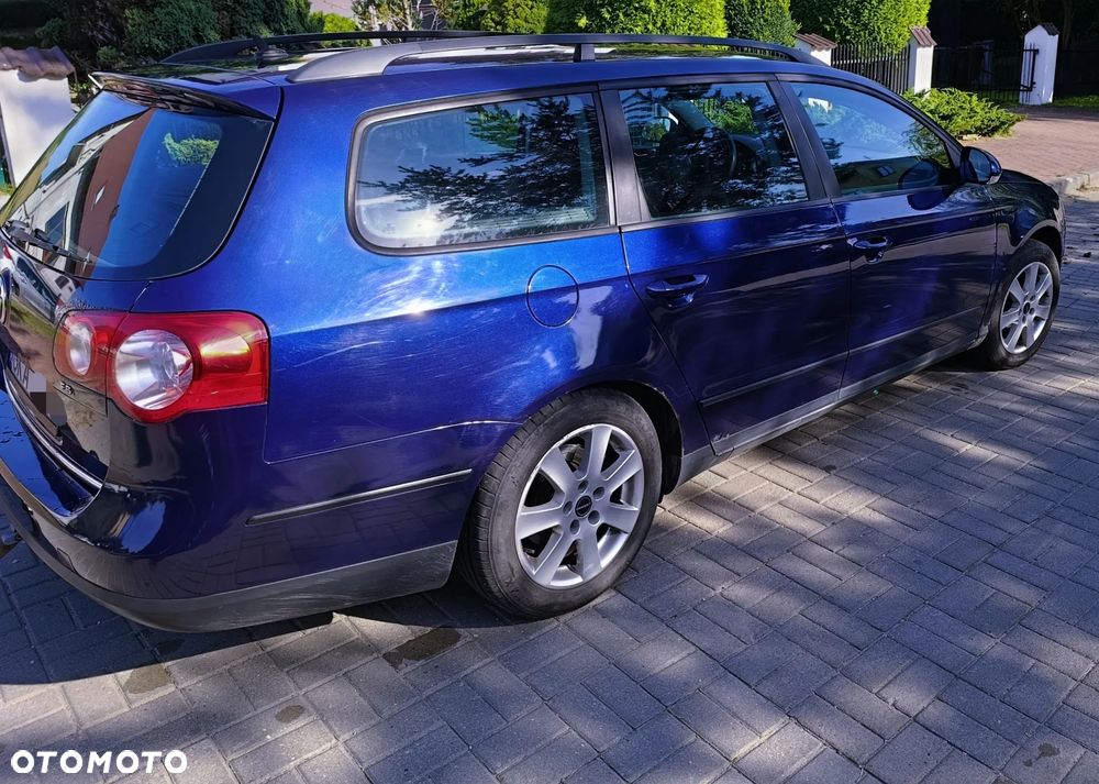 Volkswagen Passat - 5