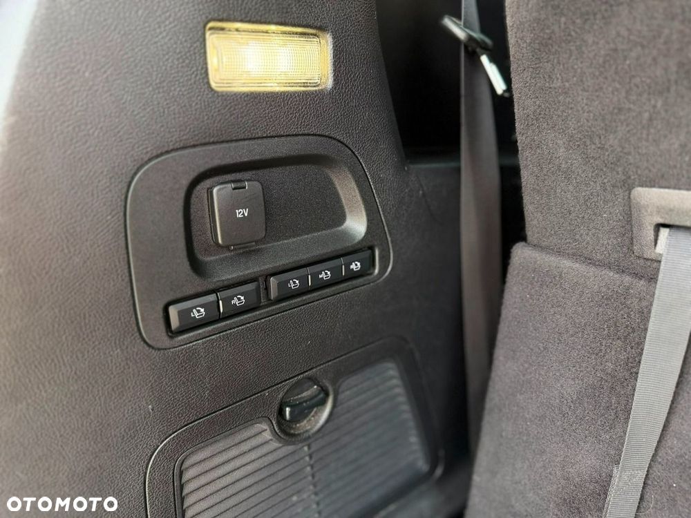 Ford S-Max - 35