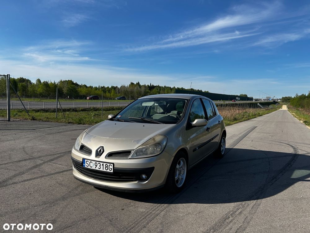 Renault Clio 1.5 dCi Dynamique - 1