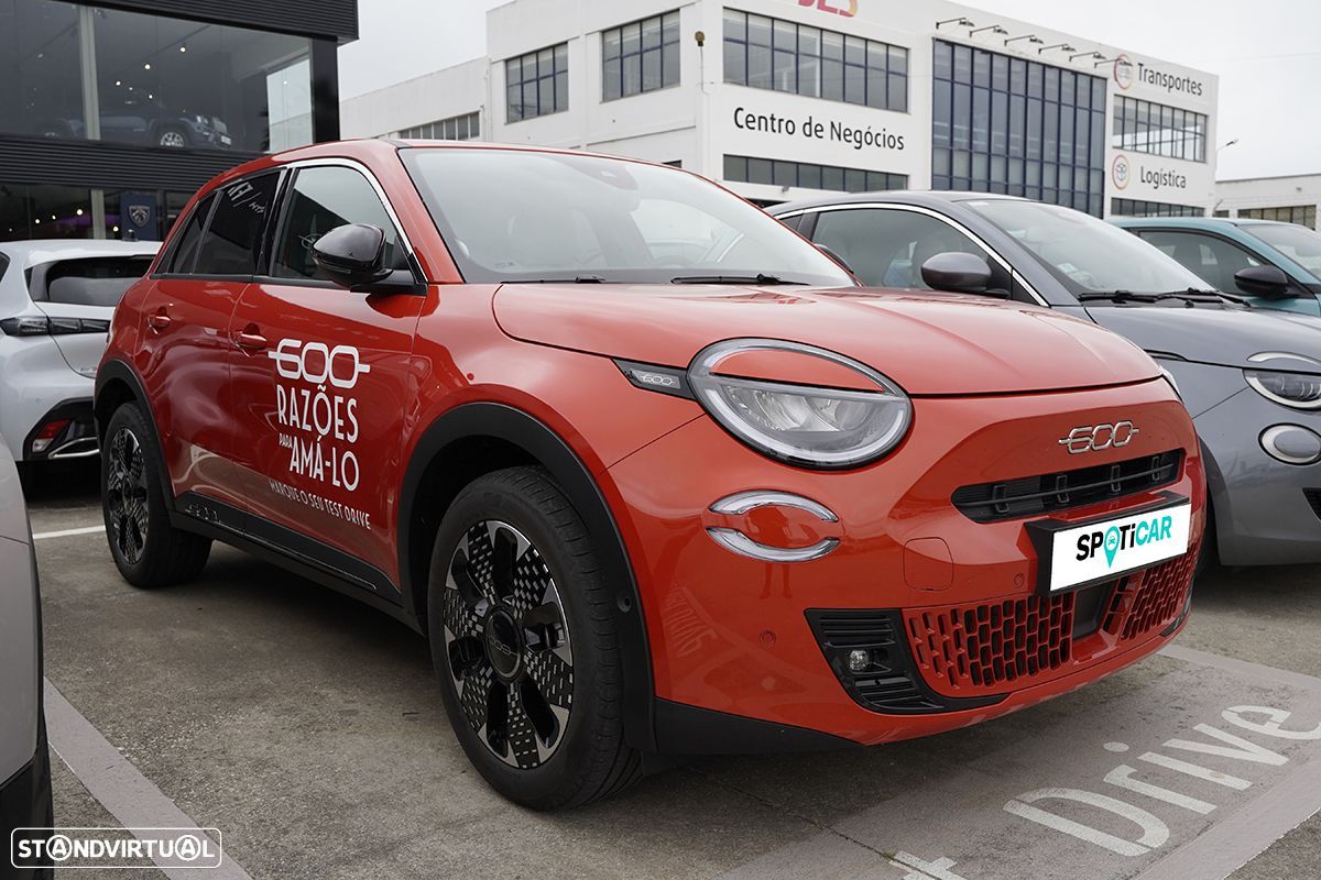 Fiat 600e 54 kWh La Prima - 1