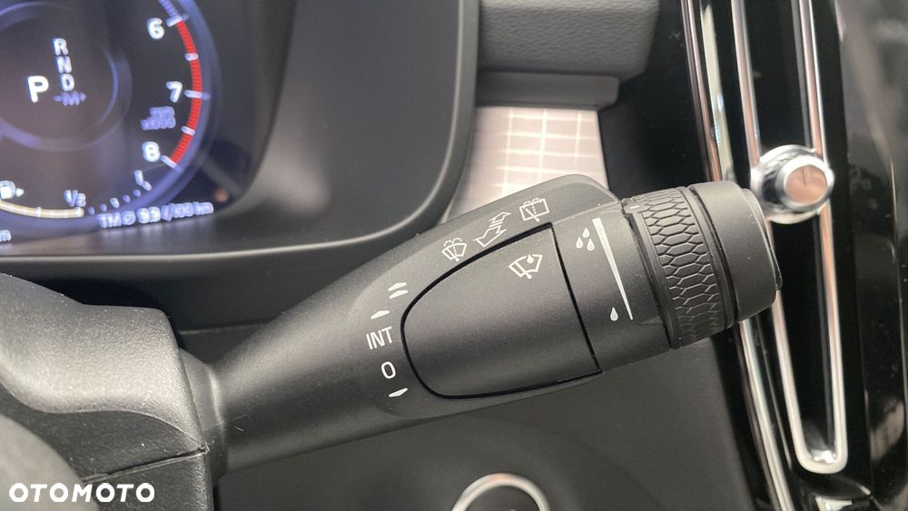 Volvo XC 40 T2 Core - 25