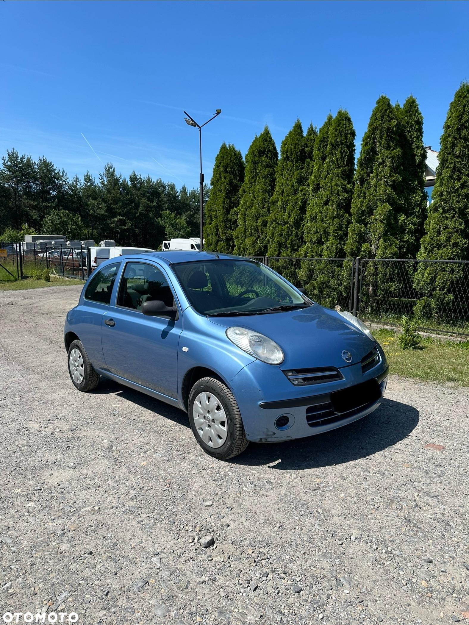 Nissan Micra - 2
