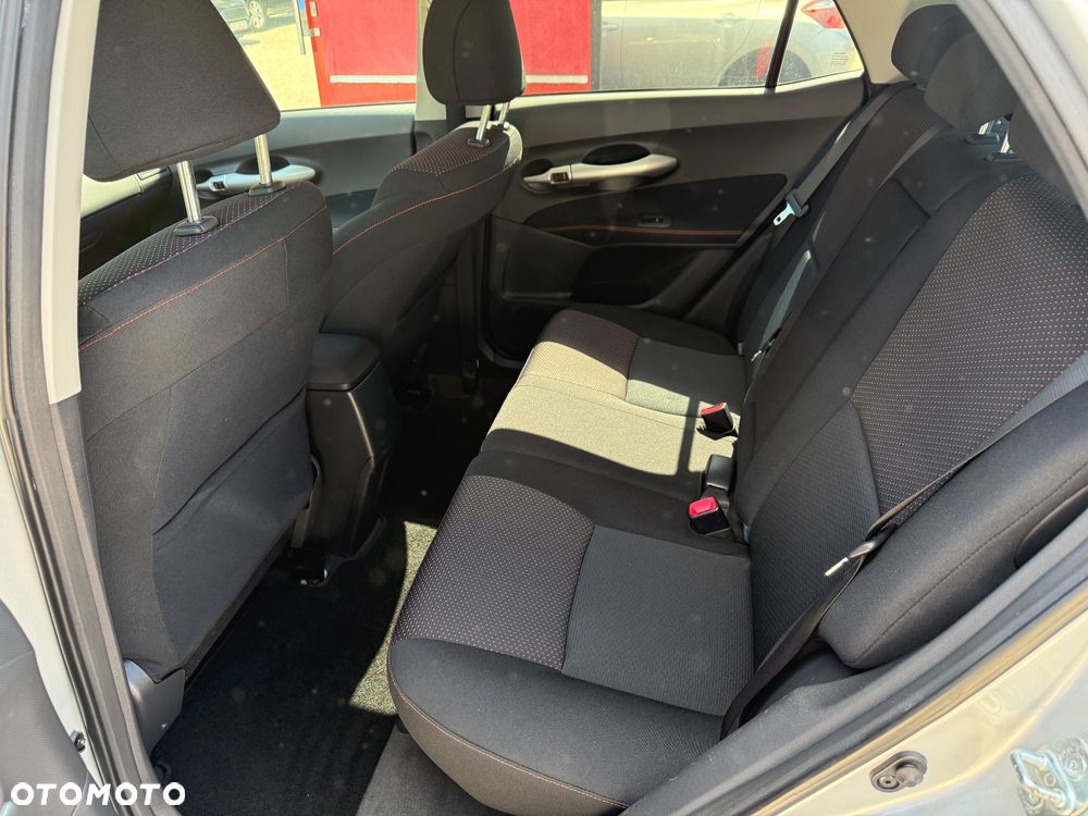 Toyota Auris 1.6 Life+ - 13