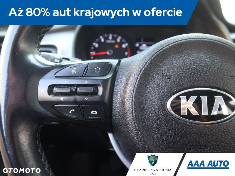 Kia Stonic - 21