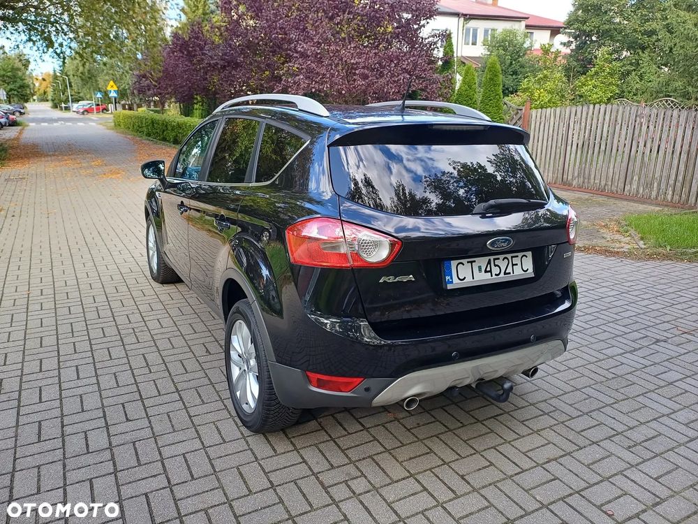 Ford Kuga 2.0 TDCi 2x4 Titanium - 12