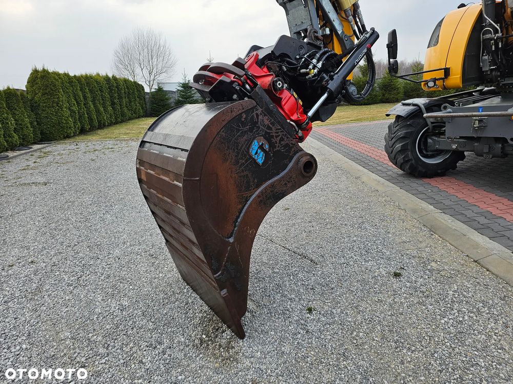 Liebherr A 918 Compact - 10