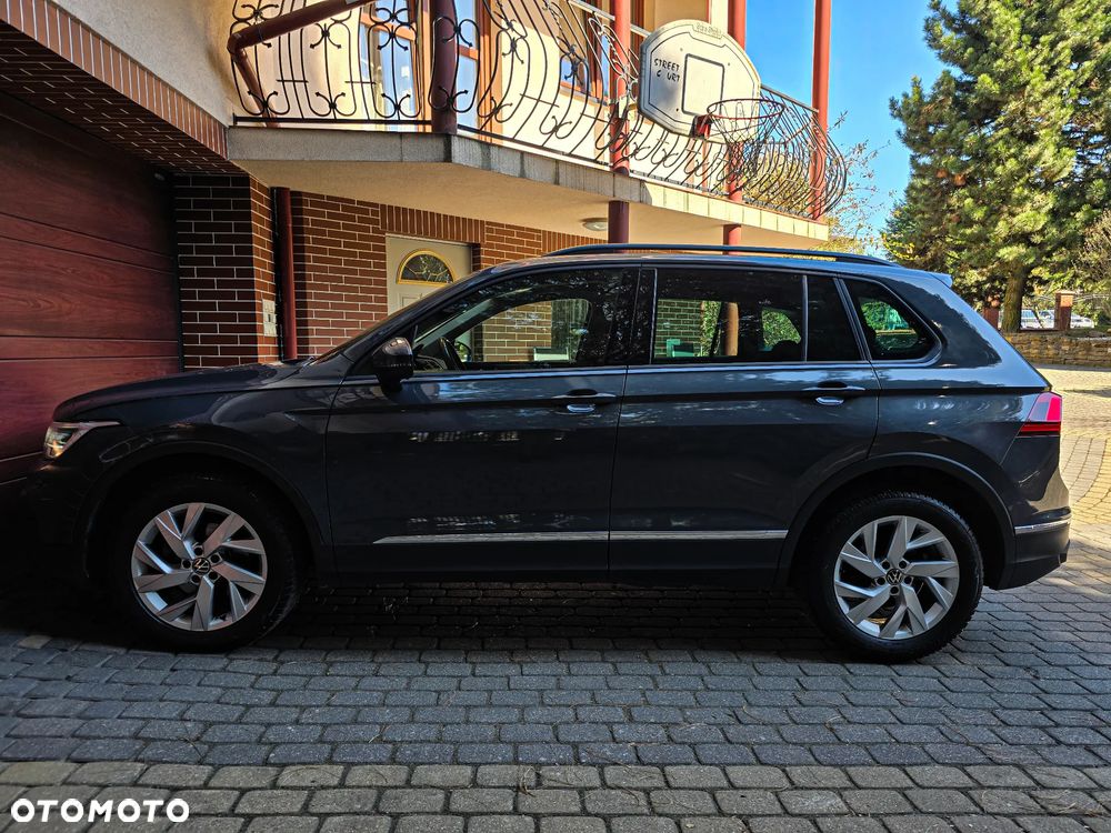 Volkswagen Tiguan 2.0 TDI SCR 4Mot Life DSG - 4